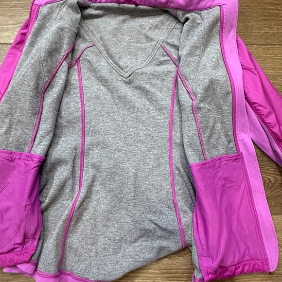 Lululemon Kanto Catch Me Run Jacket Ultra Violet, Sz 6, Wind/Water Resistant - Picture 15 of 16